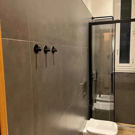 Federici La Tua Base Per Esplorare La Citta E Le Cinque Terre L'appartamento Accogliente E Centrale * La Spezia